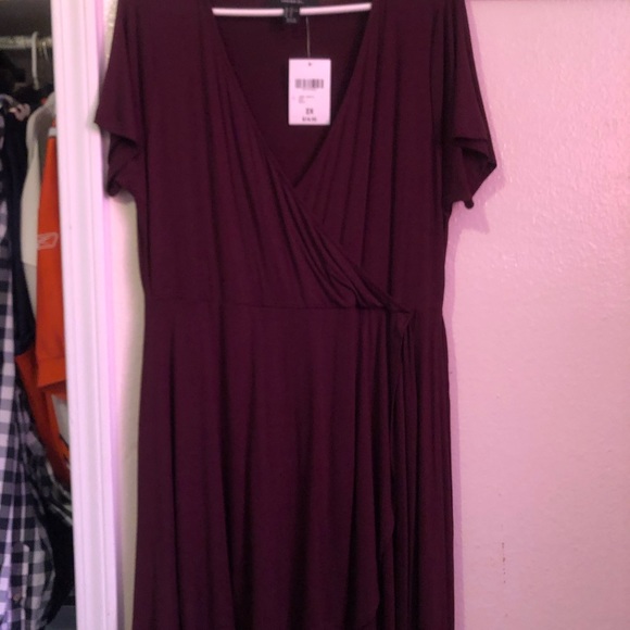 Multiple Torrid and Forever 21 plus tops - Picture 2 of 8